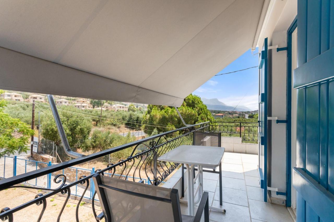 Nikolas Apartments Stoupa Levktron Exterior photo